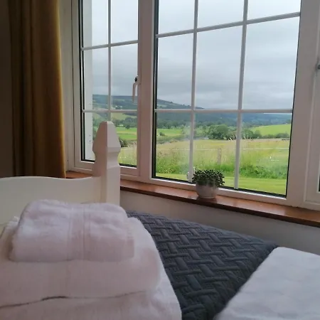 فندق مبيت وإفطار Cable Island Conna