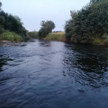 לינה וארוחת בוקר Cable Island *