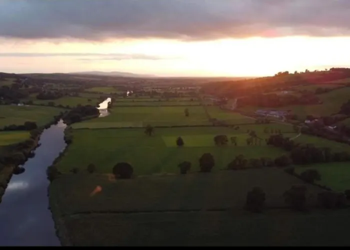 Panzió Cable Island